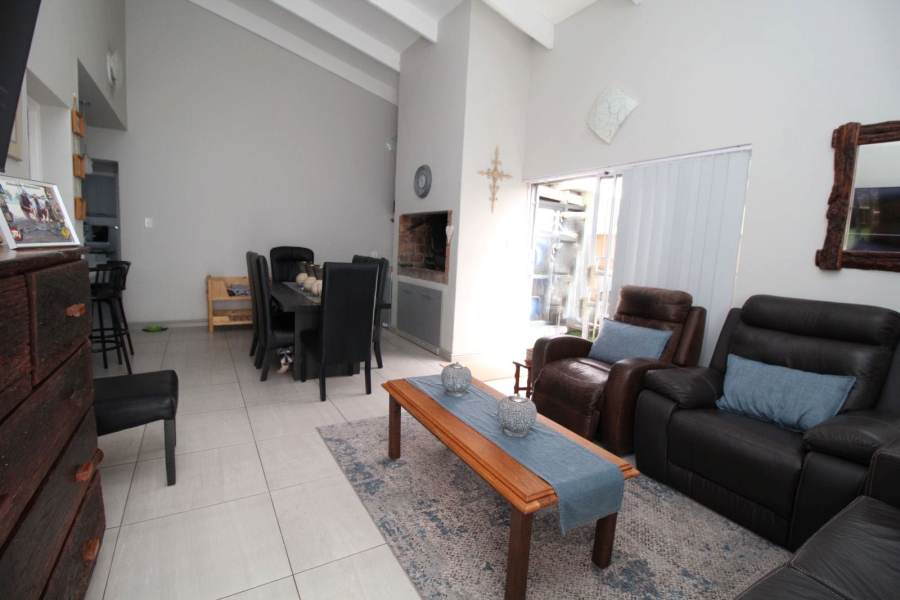 2 Bedroom Property for Sale in Vredenburg Western Cape